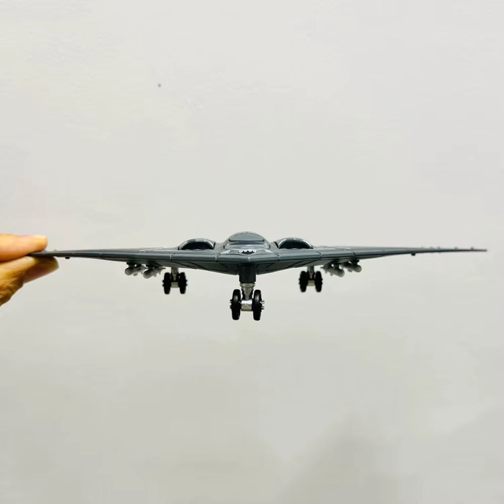 1:200 Scale Plane US Air Force B2 B-2 a Ghost Bomber ABS Die-Cast Aircraft Model Collection Gift Display